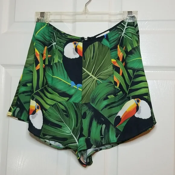 Show Me Your Mumu Tucan Sawyer Shorts - Picture 3 of 14